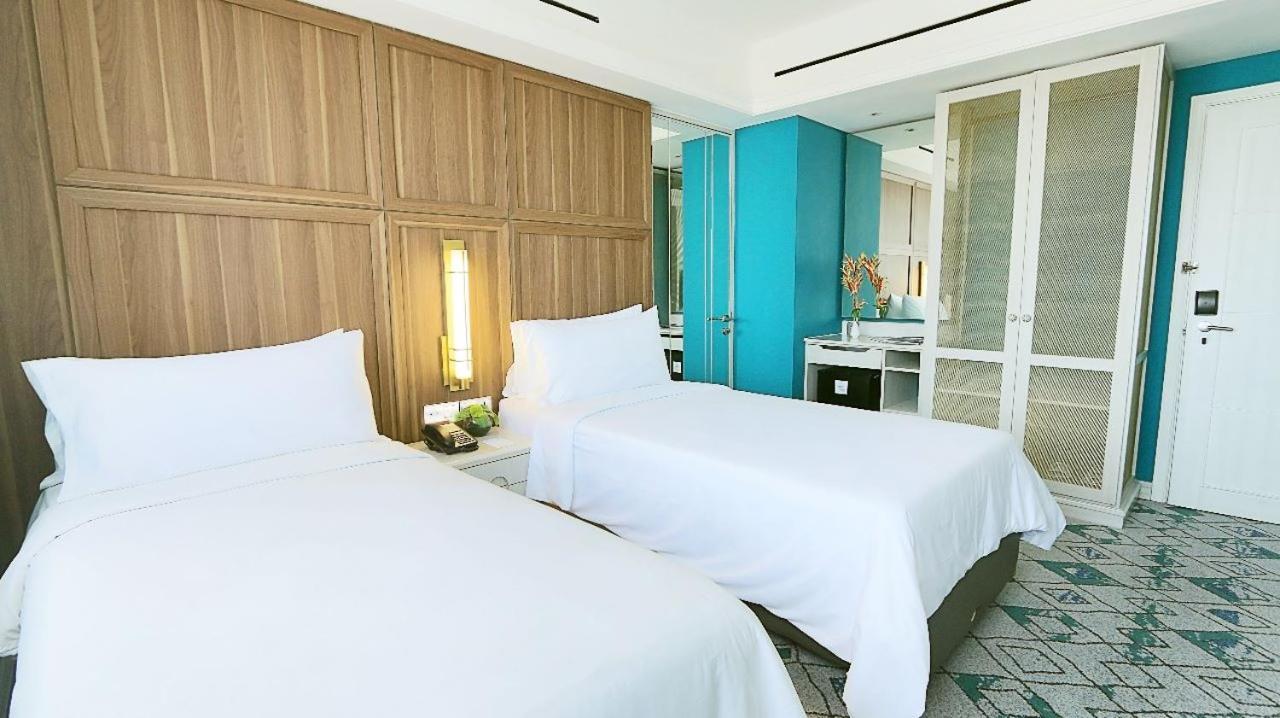 Hotel Paragon & Residences Surabaya