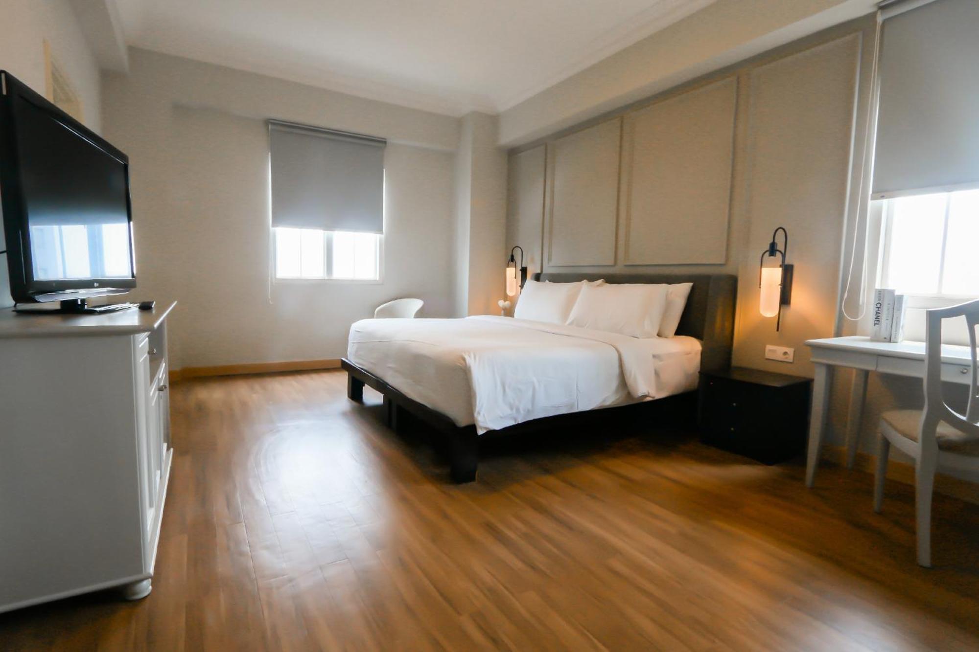 Paragon & Residences