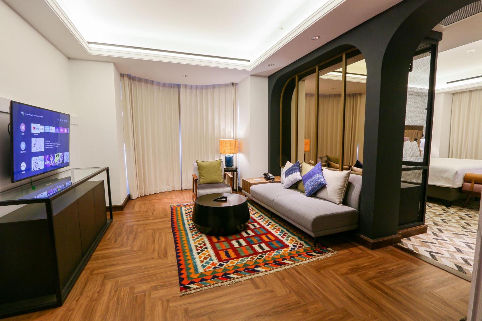 Paragon & Residences